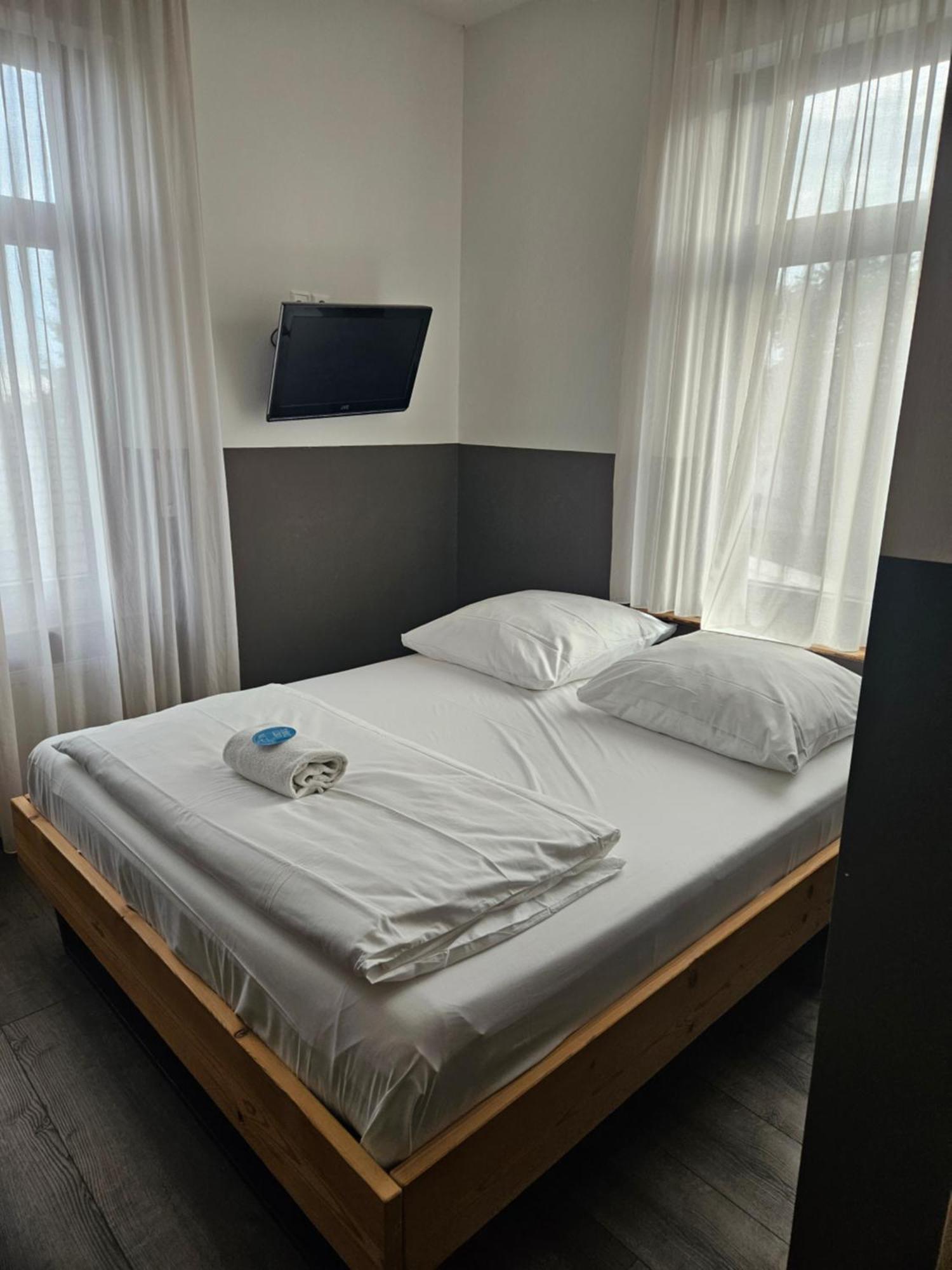Hafen 17 Hotel Kueche Bar Kehl Dış mekan fotoğraf